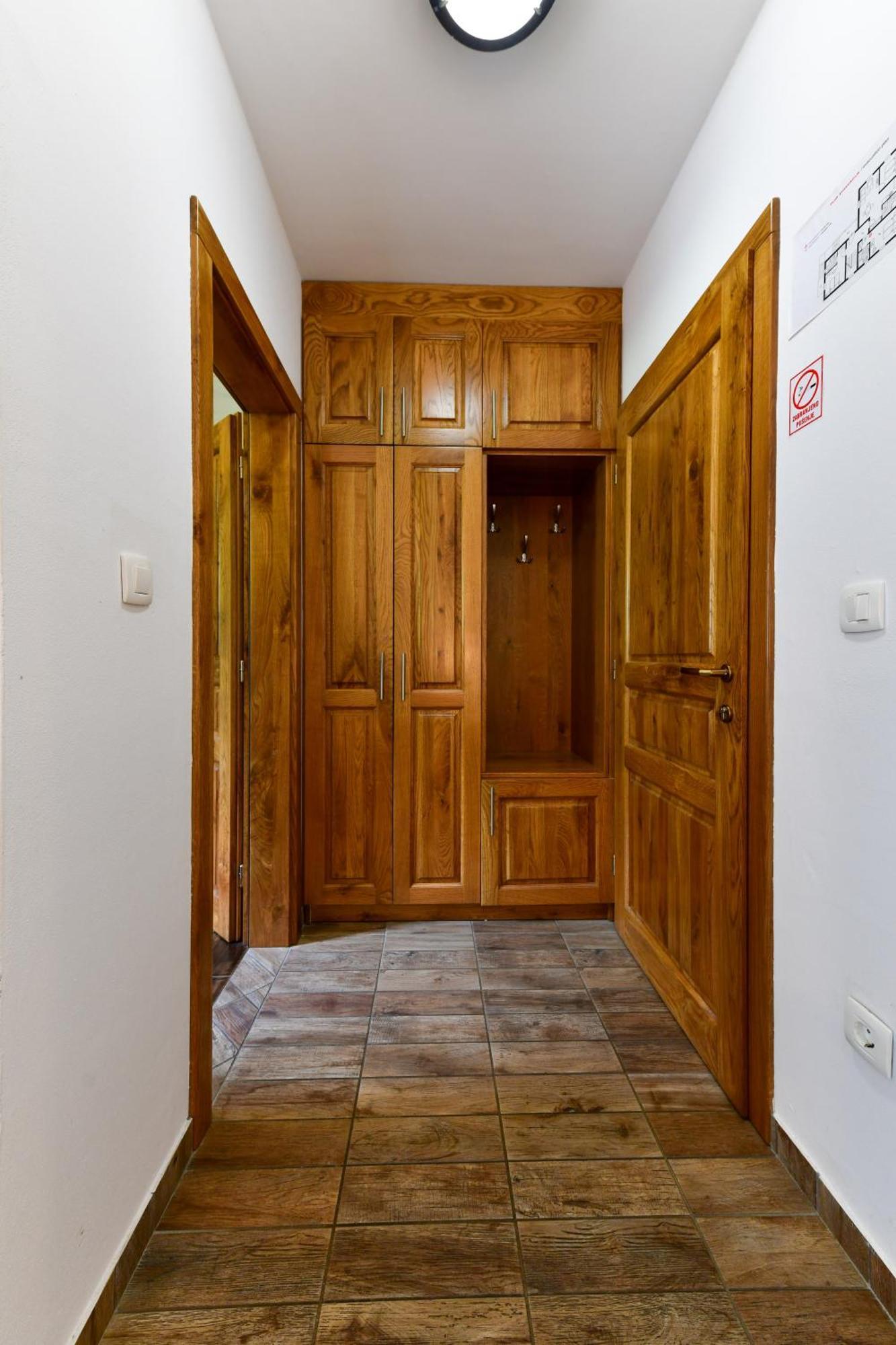 Flora House Apartment Rastovaca Ruang foto