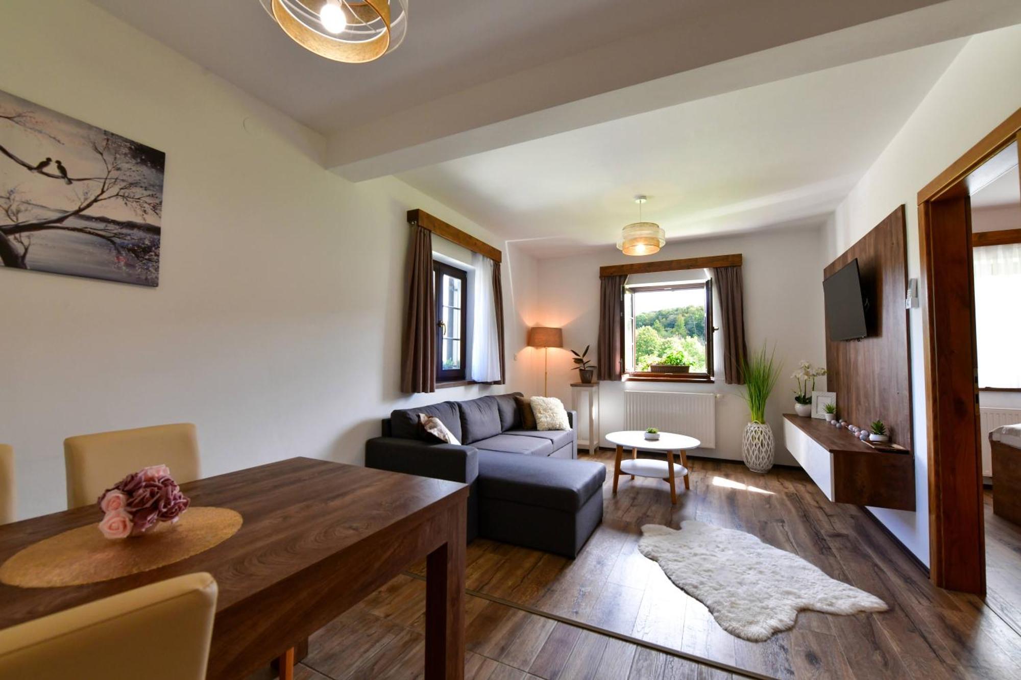 Flora House Apartment Rastovaca Bagian luar foto