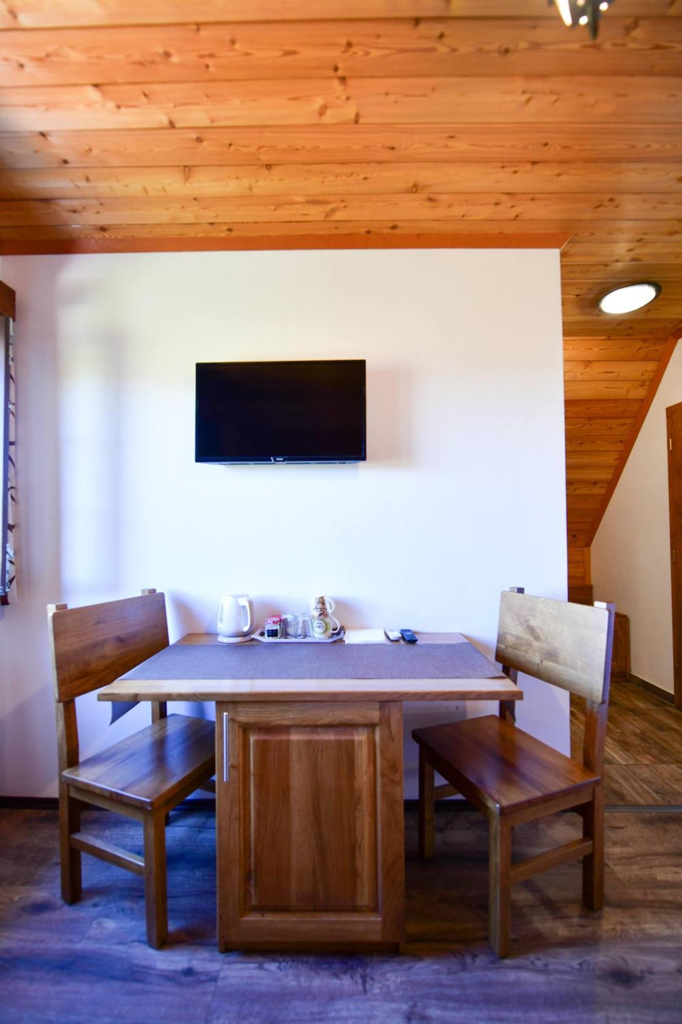 Flora House Apartment Rastovaca Bagian luar foto